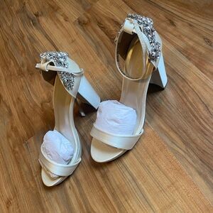 Wedding Heels- Never worn- still in box- ivory- size 7.5